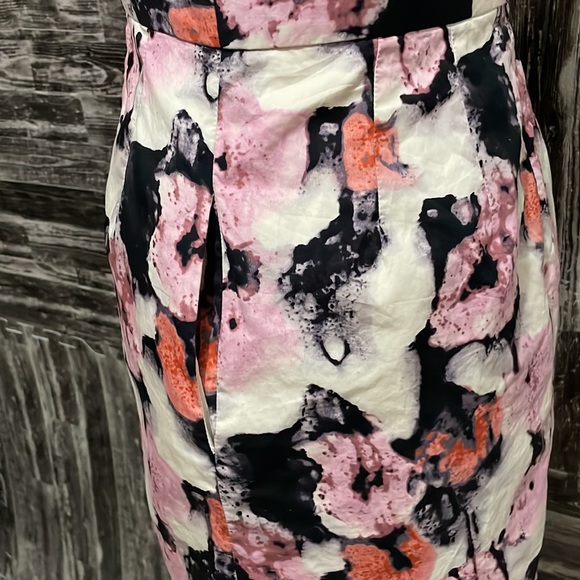 JCREW Colorful Strapless Floral Dress Size 4 with Pockets & non-slip support fit - Picture 3 of 10